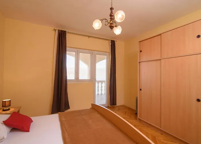 Apartmán Karmen 2 *